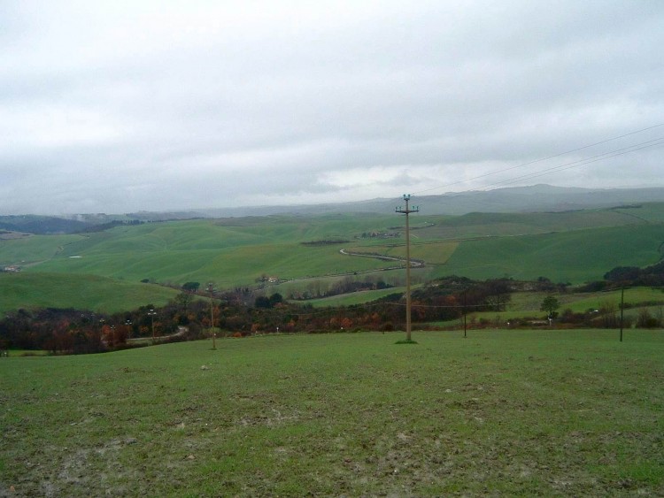 Wallpapers Nature Landscapes Le mauvais temps et l'hache nuageuse sur la valle verte