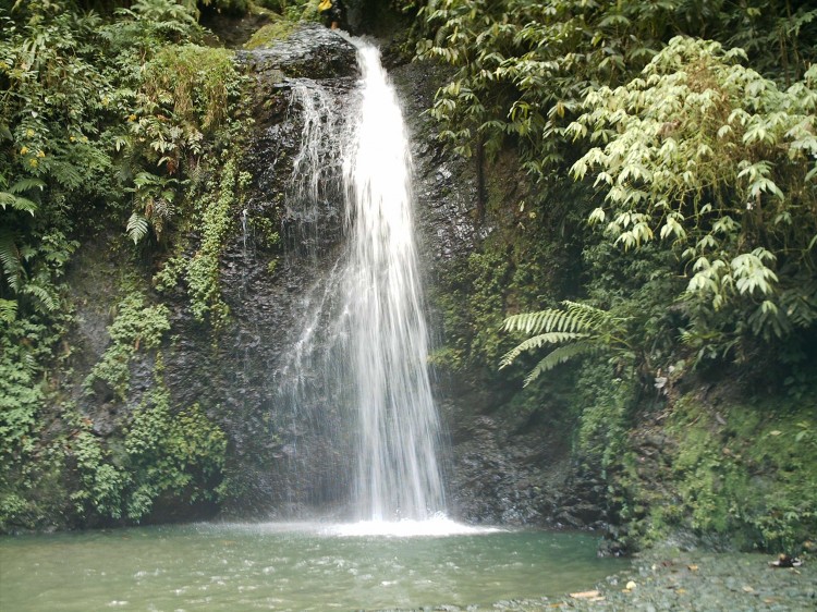 Fonds d'cran Nature Cascades - Chutes Saut Gendarmes