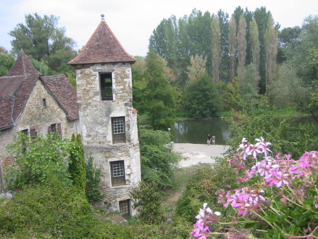 Fonds d'cran Voyages : Europe France > Limousin Vielle maison corrzienne