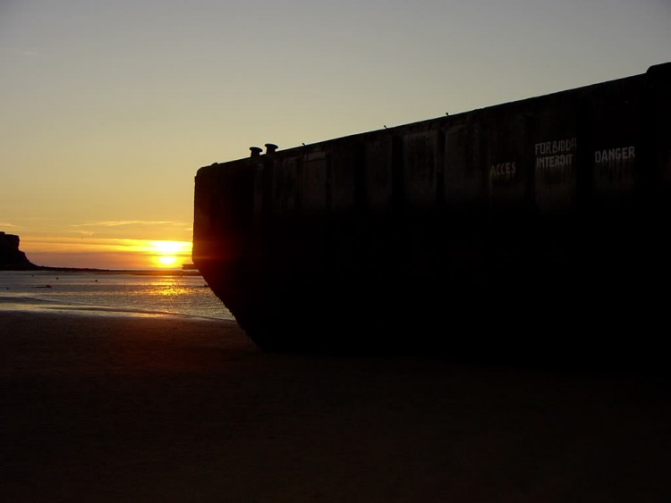 Fonds d'cran Nature Couchers et levers de Soleil Arromanches