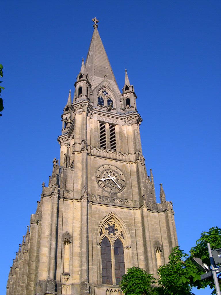 Fonds d'cran Voyages : Europe France > Franche Comt eglise de doubs dans le doubs