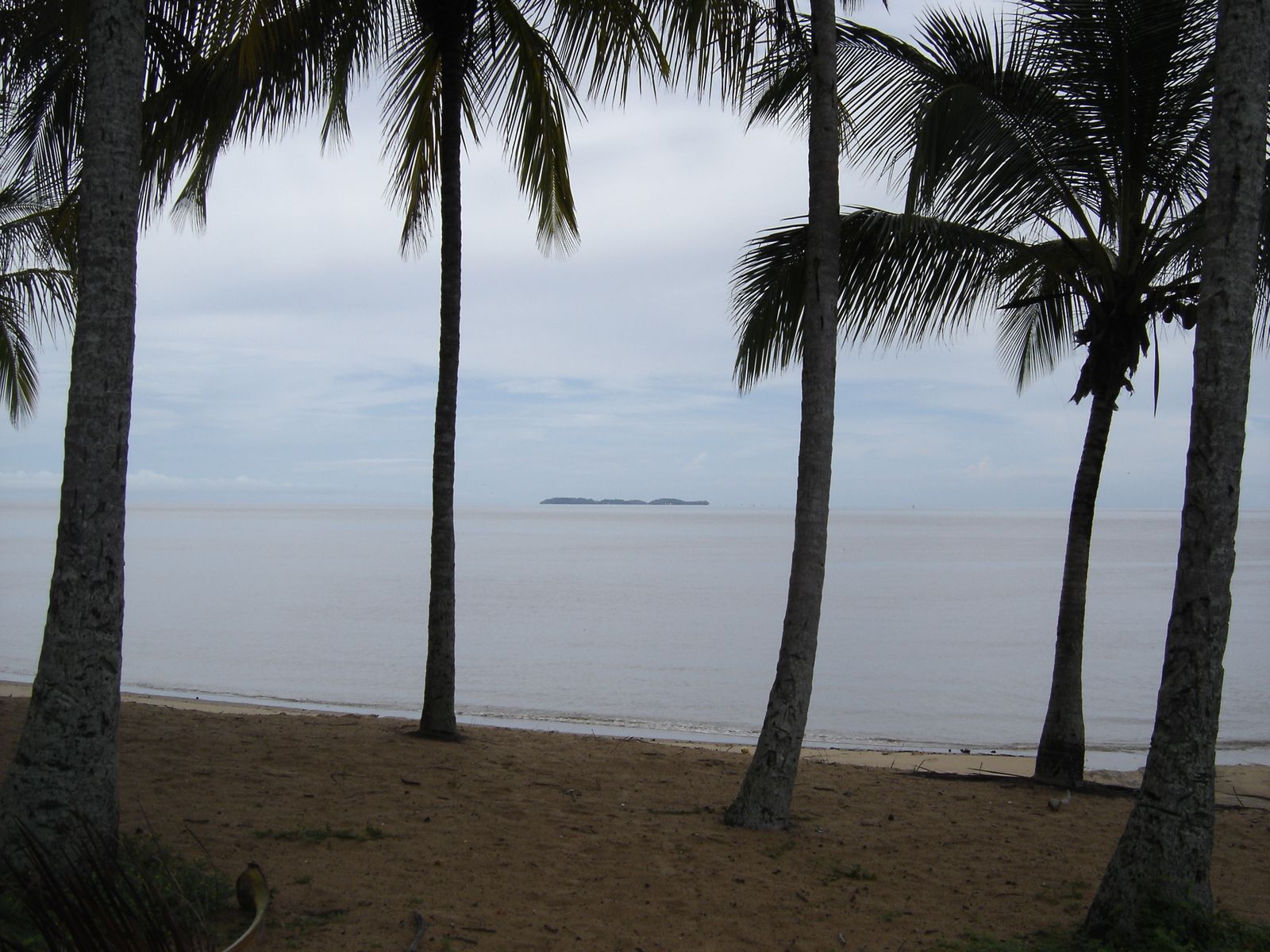 Fonds d'cran Nature Mers - Ocans - Plages les du Salut - Kourou 05-2005