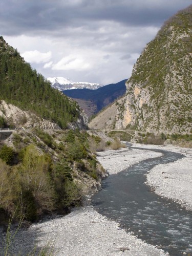 Fonds d'cran Nature Fleuves - Rivires - Torrents riviere daluis