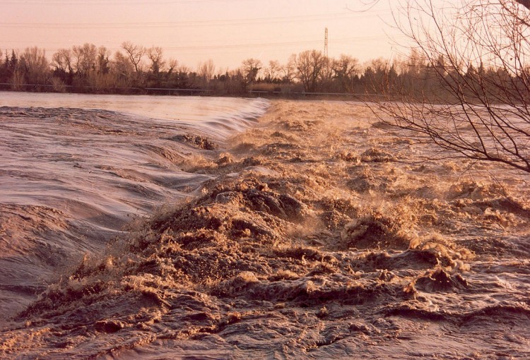 Wallpapers Nature Rivers - Torrents aprs l'orage