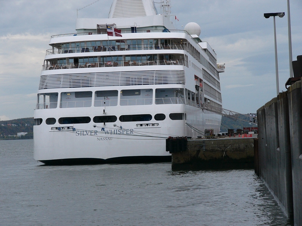 Fonds d'cran Bateaux Paquebots Silver Whisper bateau Croisire