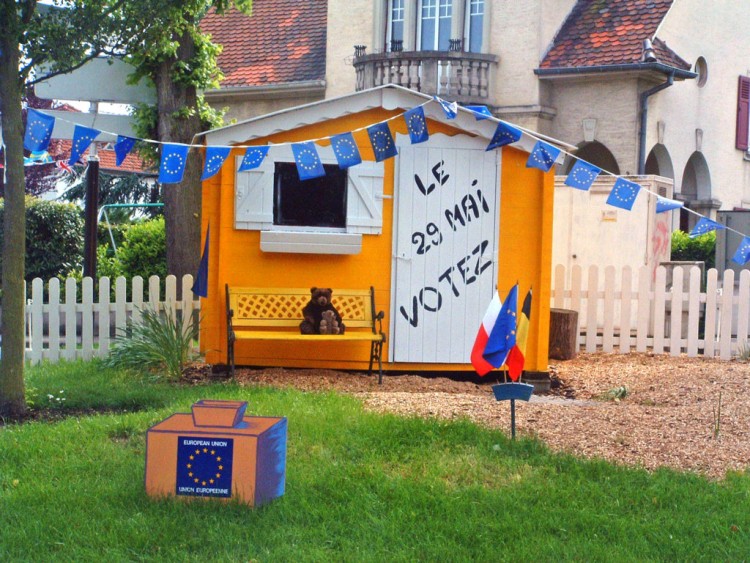 Fonds d'cran Objets Peluches Franais ! Le 29 mai, votez (1/3)