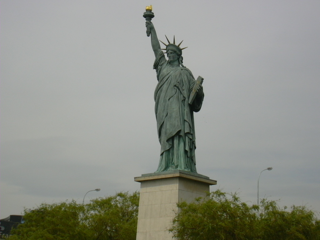 Wallpapers Trips : Europ France > Ile-de-France Statue de la liberte