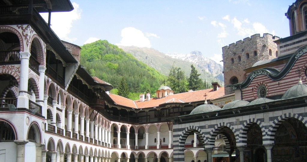 Fonds d'cran Voyages : Europe Bulgarie Rila Monastery_7