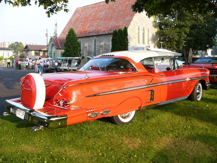 Fonds d'cran Voitures Chevrolet Voiture de Collection Chevrolet de l'Arrire