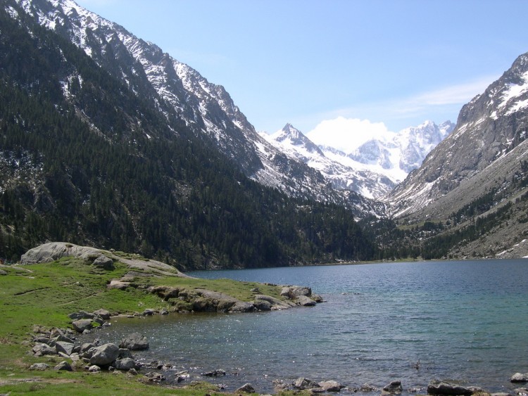 Fonds d'cran Nature Montagnes lac de Gaube