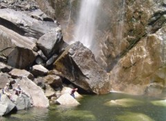 Fonds d'cran Nature Waterfall in Yosemite