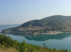 Fonds d'cran Voyages : Europe VILLAGE DE PROVENCE