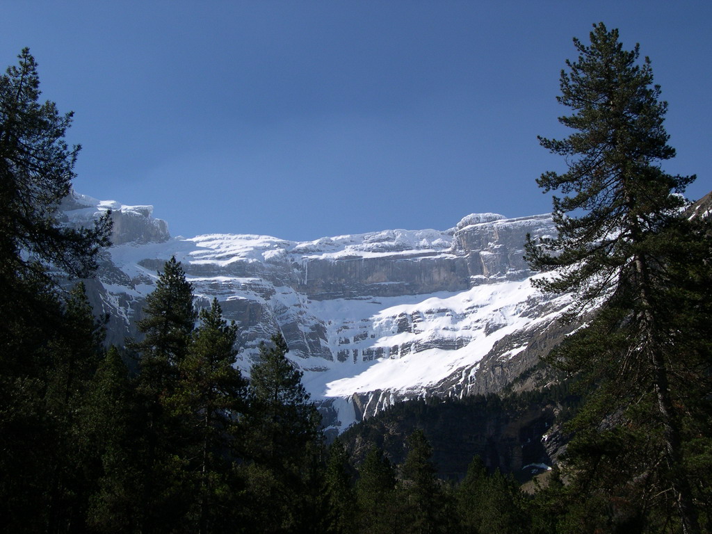 Fonds d'cran Nature Montagnes gavarnie