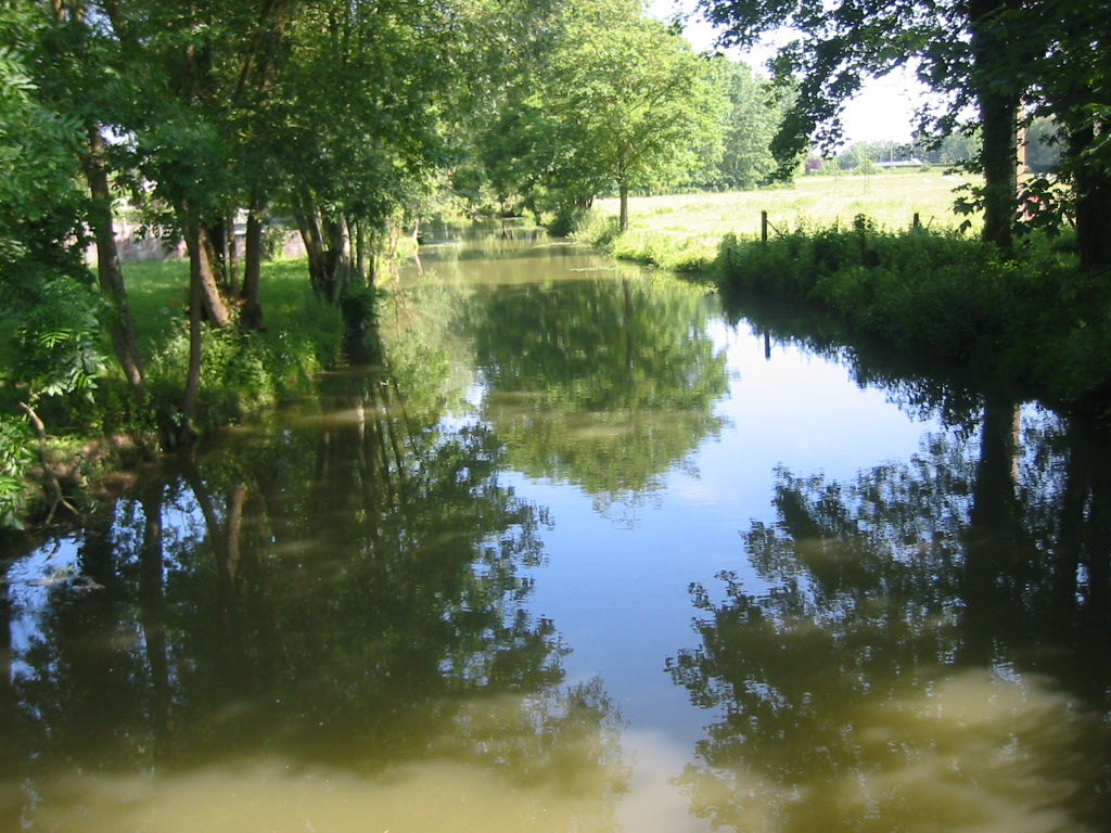 Fonds d'cran Nature Fleuves - Rivires - Torrents Bras de L'Oise  Vendeuil