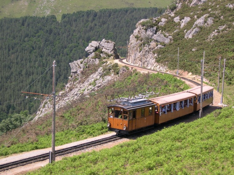 Fonds d'cran Transports divers Trains petit train de la Rhune