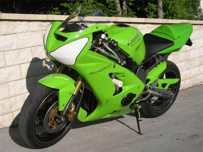 Fonds d'cran Motos Kawasaki Kawasaki ZX6-R