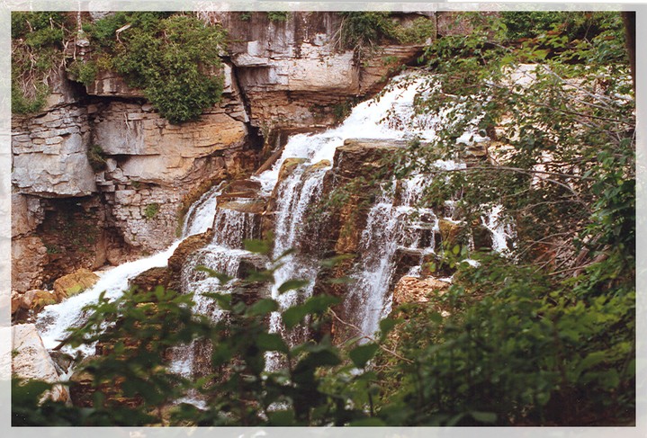 Fonds d'cran Nature Cascades - Chutes chute