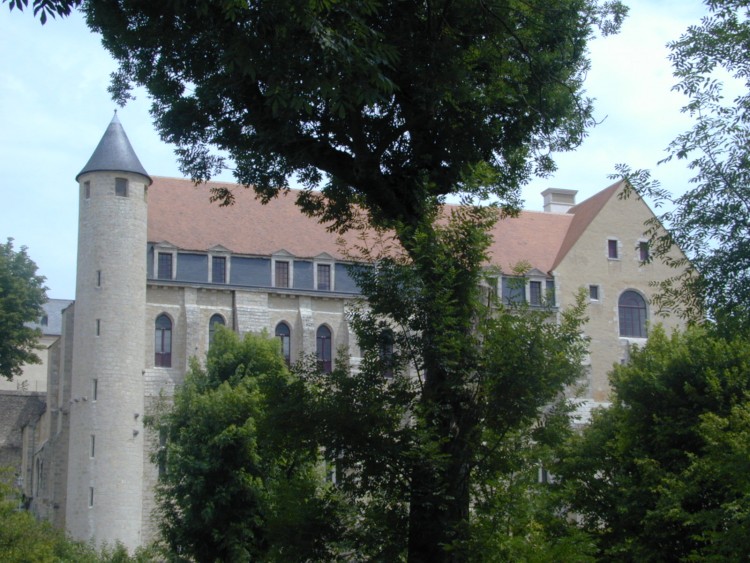 Fonds d'cran Constructions et architecture Chteaux - Palais Chteau -Landon