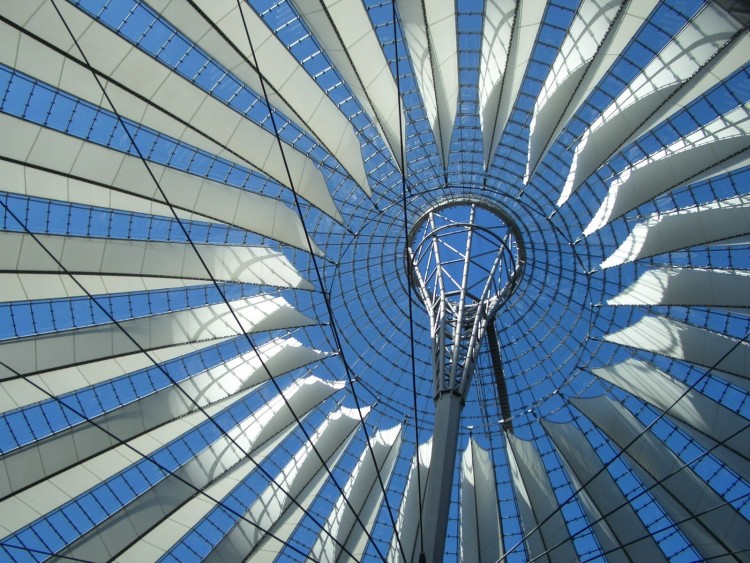 Fonds d'cran Constructions et architecture Monde moderne Coupole du Sony-Center  Berlin.