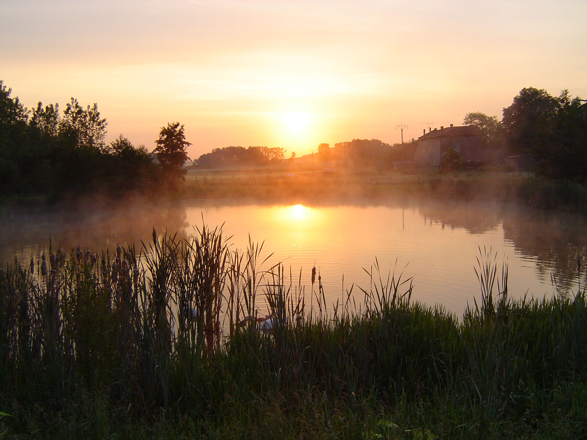 Fonds d'cran Nature Couchers et levers de Soleil lever de soleil