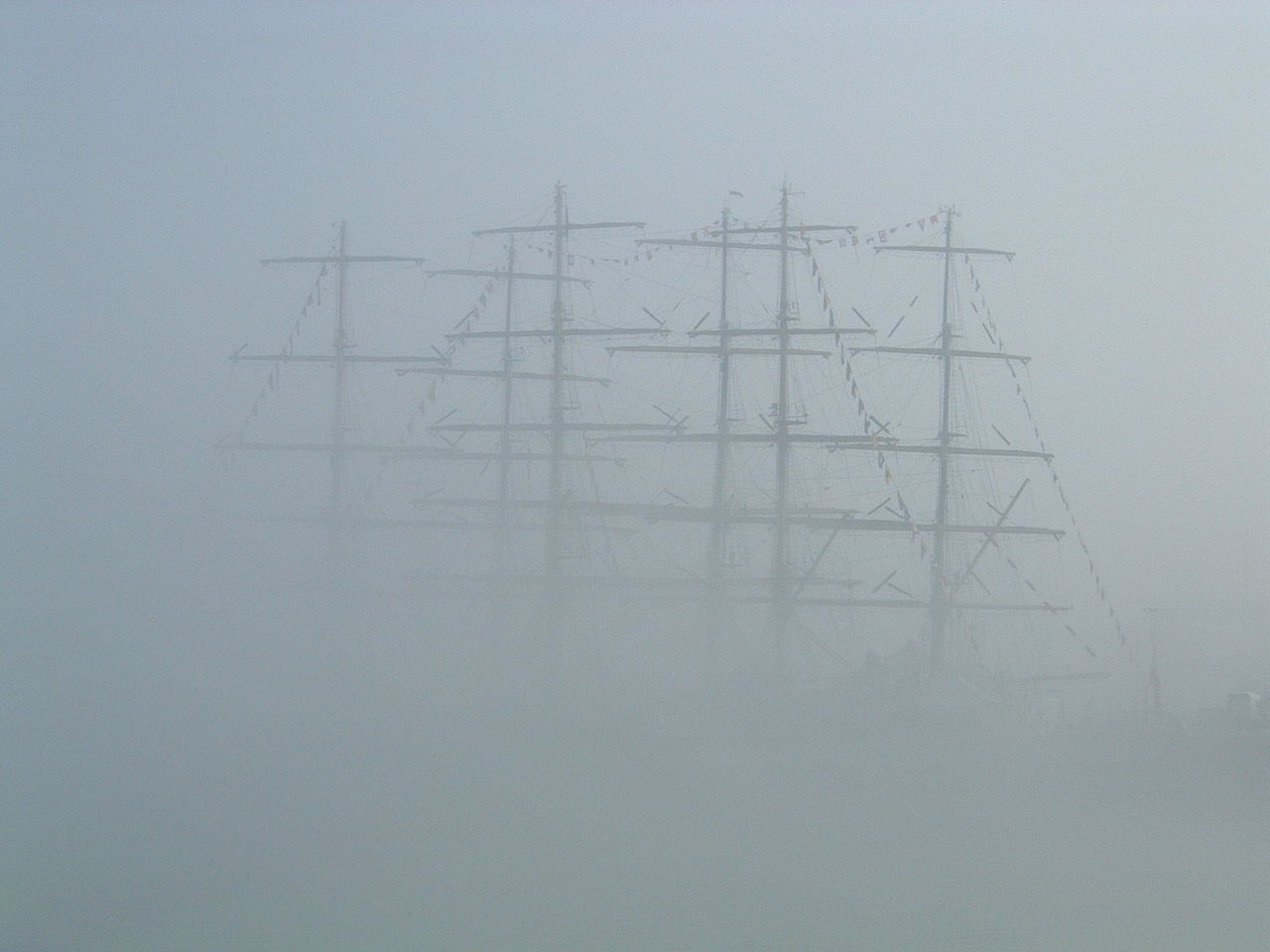 Wallpapers Boats Sailboats le MIR dans la brume