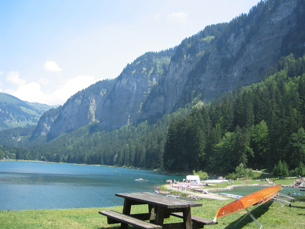 Fonds d'cran Nature Couchers et levers de Soleil Le lac de Montriond