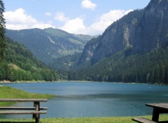 Fonds d'cran Nature Le lac de Montriond