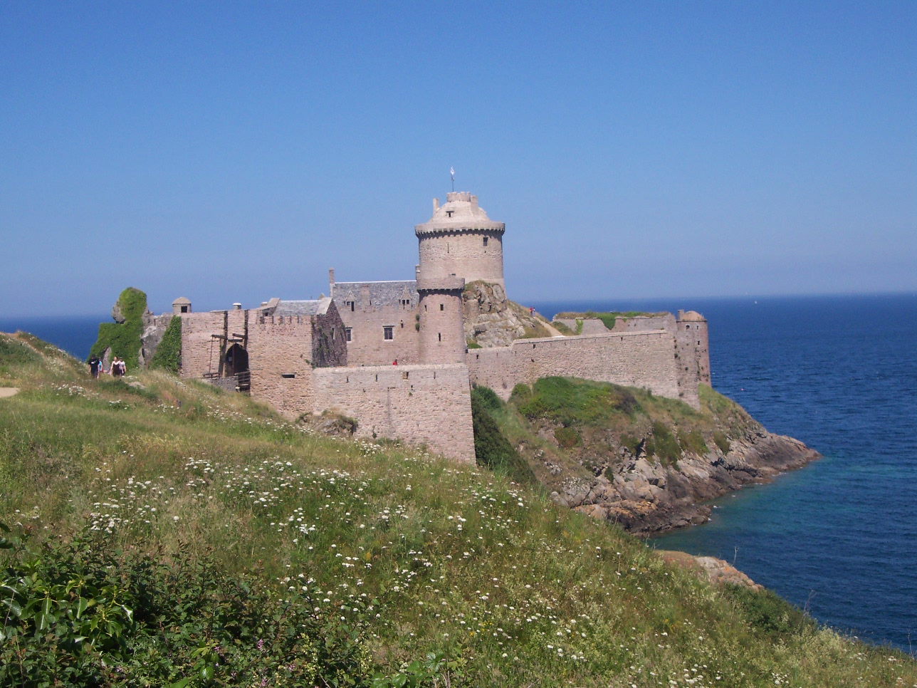 Fonds d'cran Constructions et architecture Chteaux - Palais Fort Lalatte