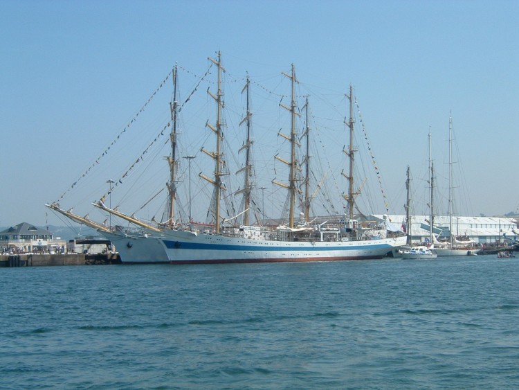 Fonds d'cran Bateaux Voiliers le MIR