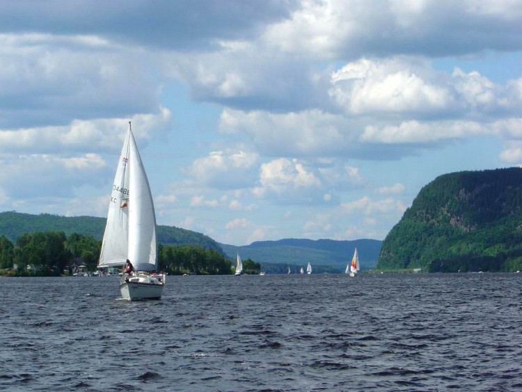 Fonds d'cran Bateaux Voiliers RIVIERE ST-MAURICE