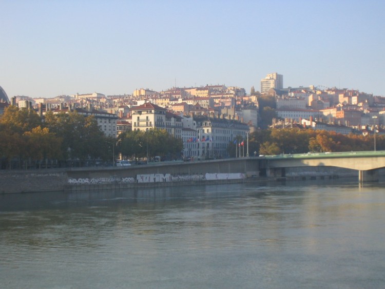 Fonds d'cran Voyages : Europe France > Rhne-Alpes Lyon- Quais du Rhne