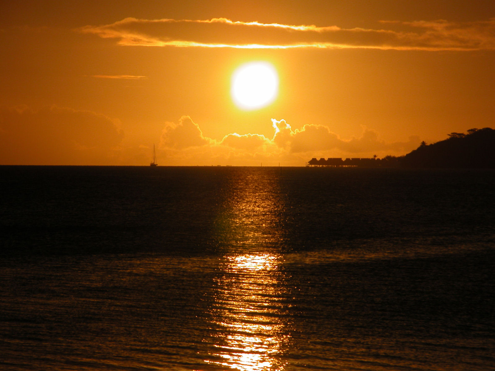 Fonds d'cran Nature Couchers et levers de Soleil 