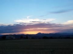 Fonds d'cran Nature Couch de soleil sur le Puy de Dome