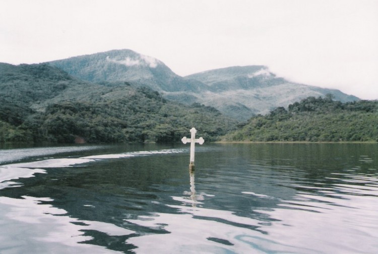 Wallpapers Trips : South America Venezuela Une glise sous leau