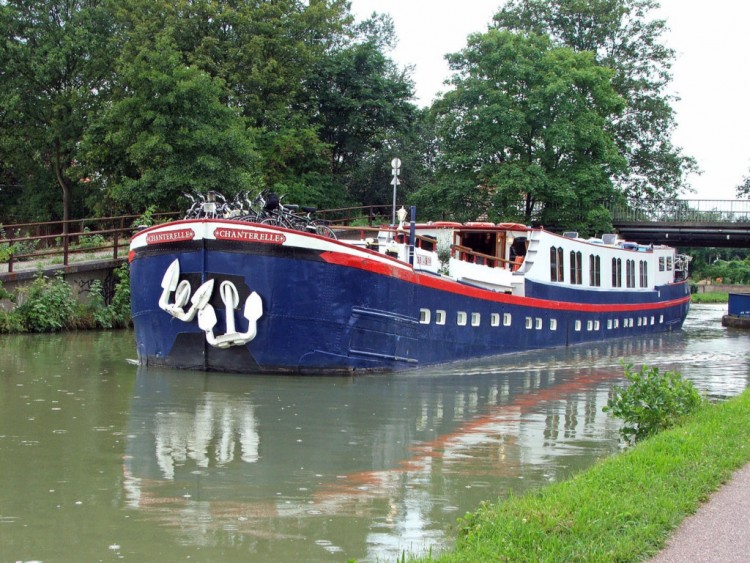 Fonds d'cran Bateaux Pniches Pniche de voyage