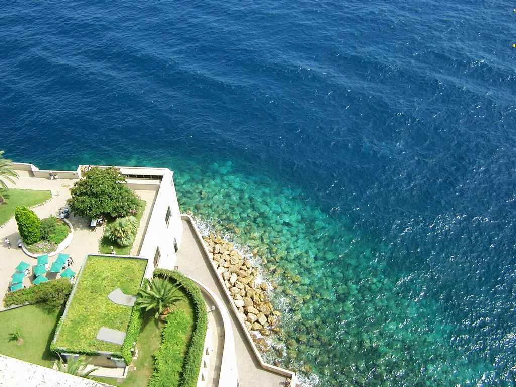 Fonds d'cran Nature Mers - Ocans - Plages A ct du muse ocanographique de Monaco