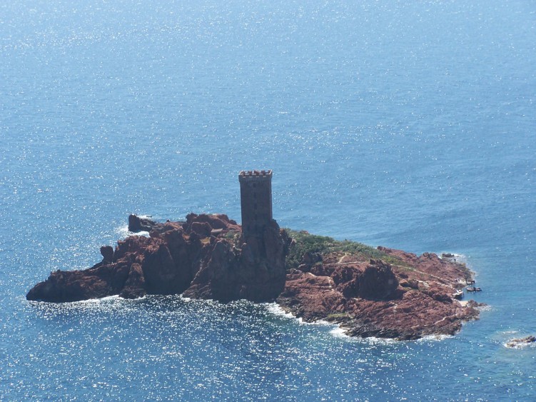 Fonds d'cran Nature Mers - Ocans - Plages Tour de Tintin