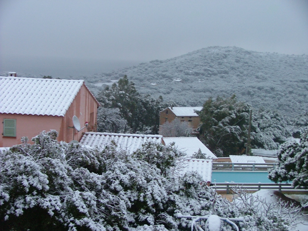 Wallpapers Trips : Europ France > Corsica La Corse sous la neige