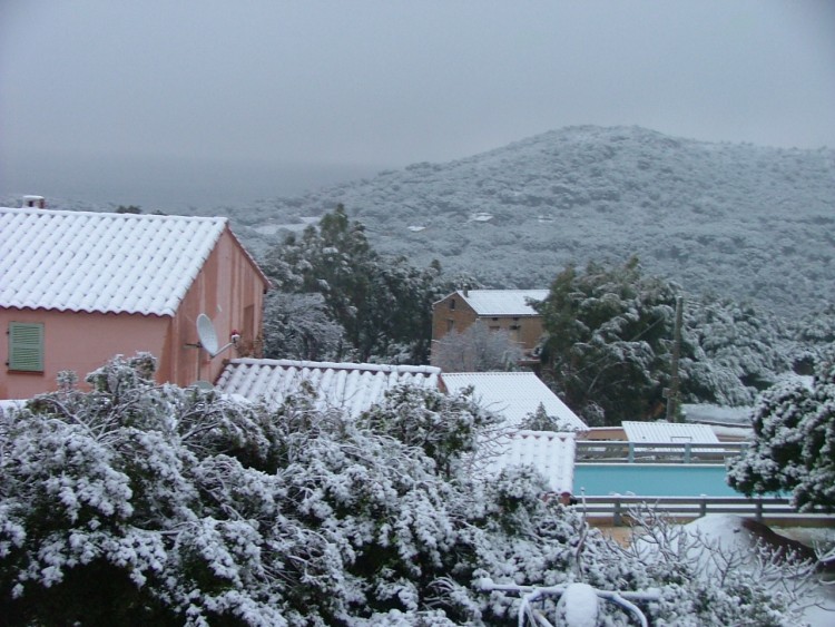 Wallpapers Trips : Europ France > Corsica La Corse sous la neige