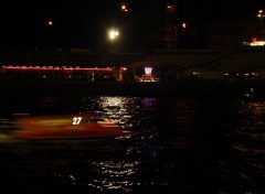 Fonds d'cran Objets le numero 26 au 24 heures motonautiques de rouen a 6 h 45 du mat!!