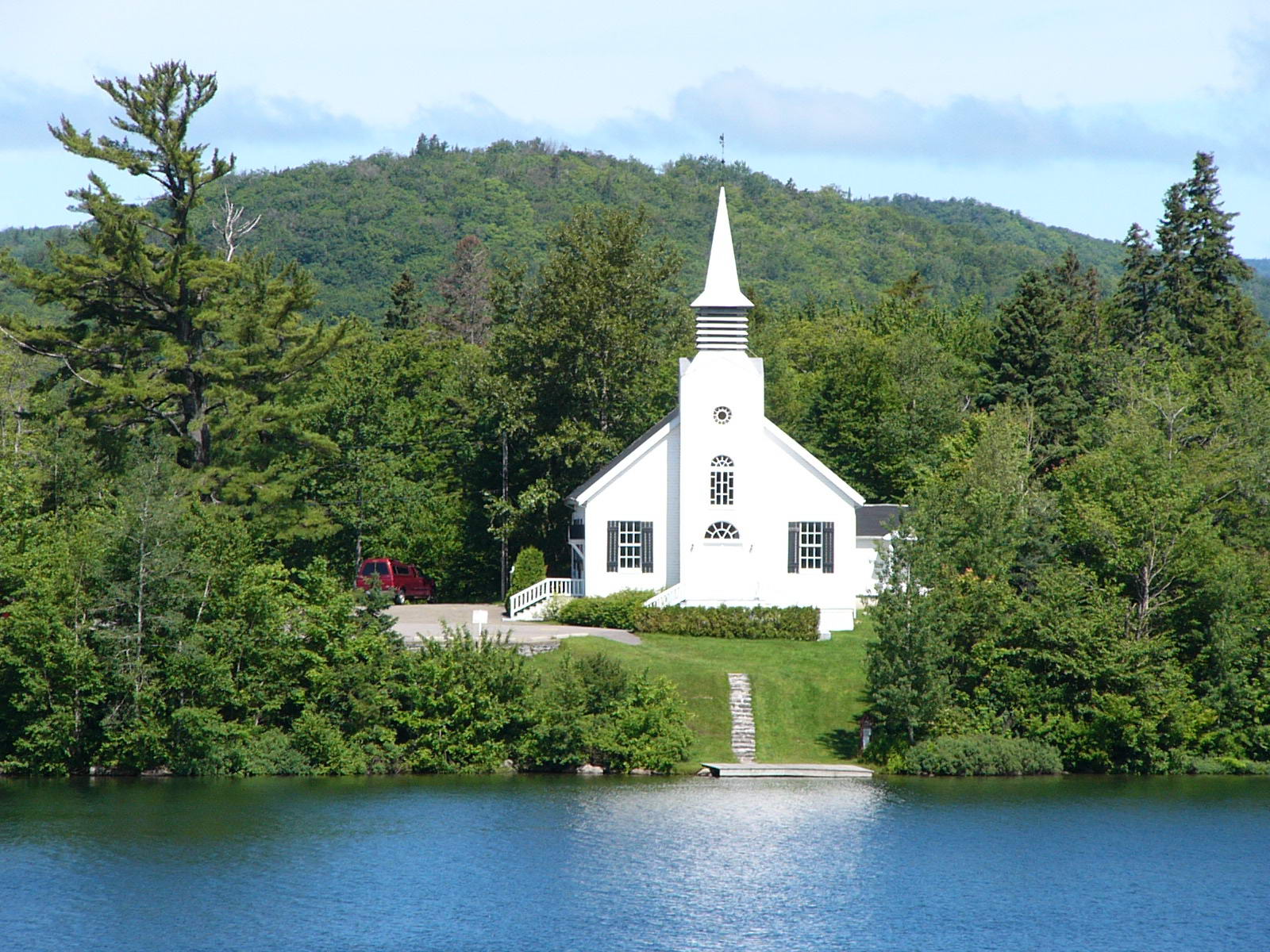 Wallpapers Trips : North America Canada > Quebec glise Lac Beauport,Qubec