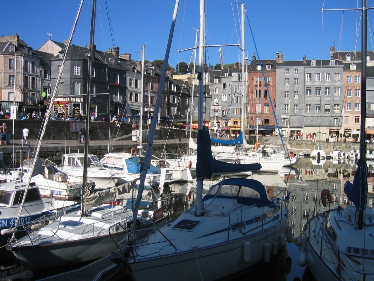 Fonds d'cran Bateaux Voiliers Le vieux bassin