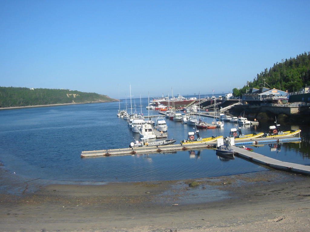 Wallpapers Trips : North America Canada > Quebec Tadoussac - Le port.