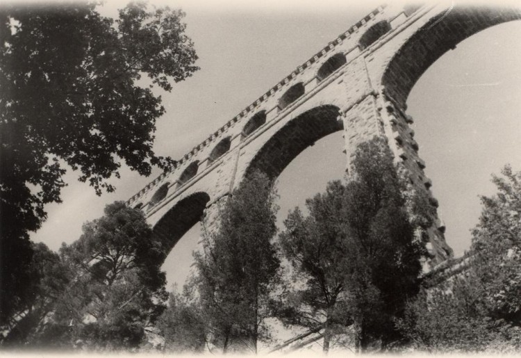 Fonds d'cran Constructions et architecture Ponts - Aqueducs Noir et blanc AQUEDUC