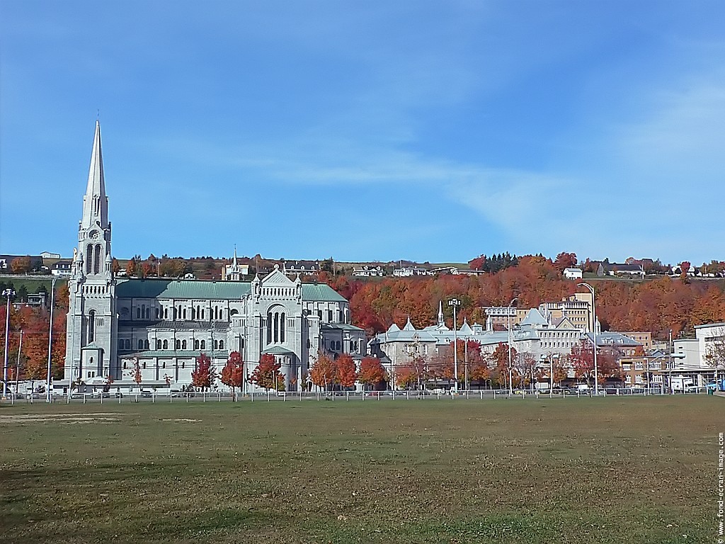 Fonds d'cran Constructions et architecture Edifices Religieux Baslique STE-Anne de Beaupr,Qubec