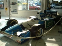 Fonds d'cran Voitures Benetton-Renault de jean Alesi