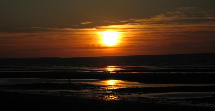 Fonds d'cran Nature Couchers et levers de Soleil Coucher de soleil sur Cabourg