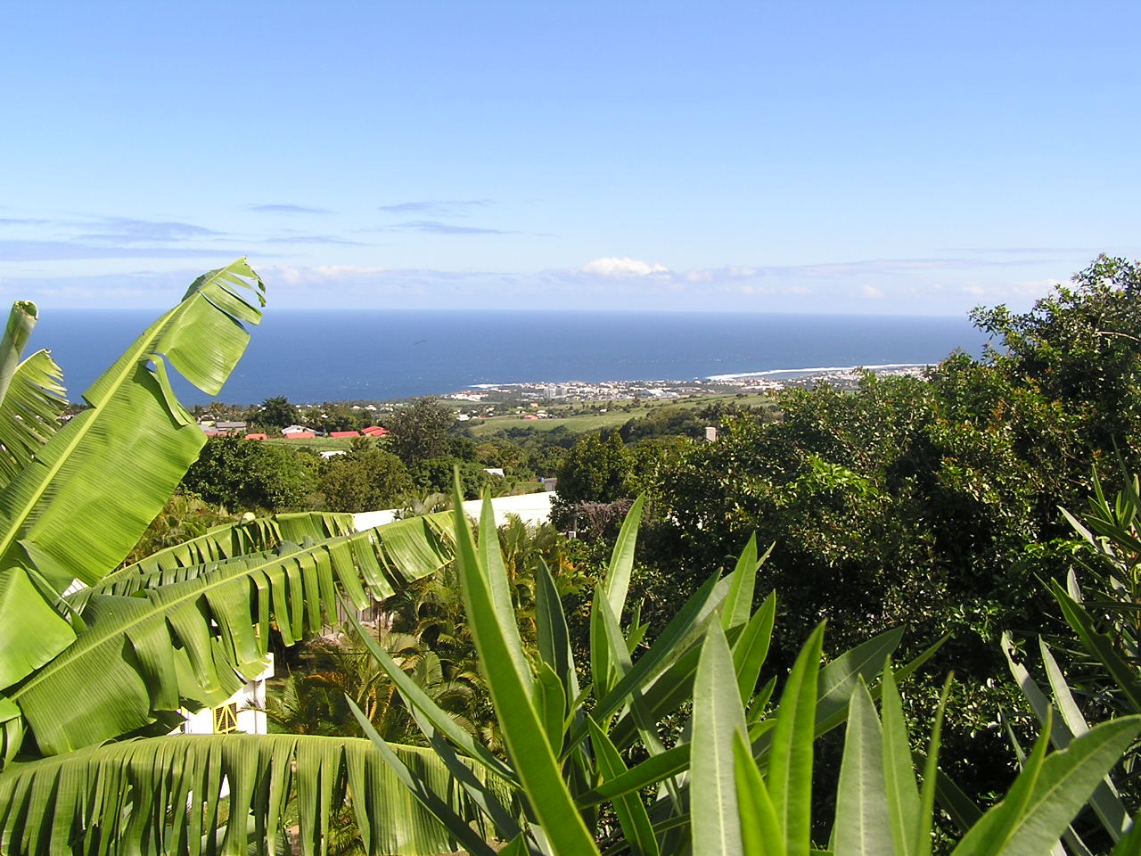 Wallpapers Trips : Africa Reunion paysage vue de mont vers les hauts