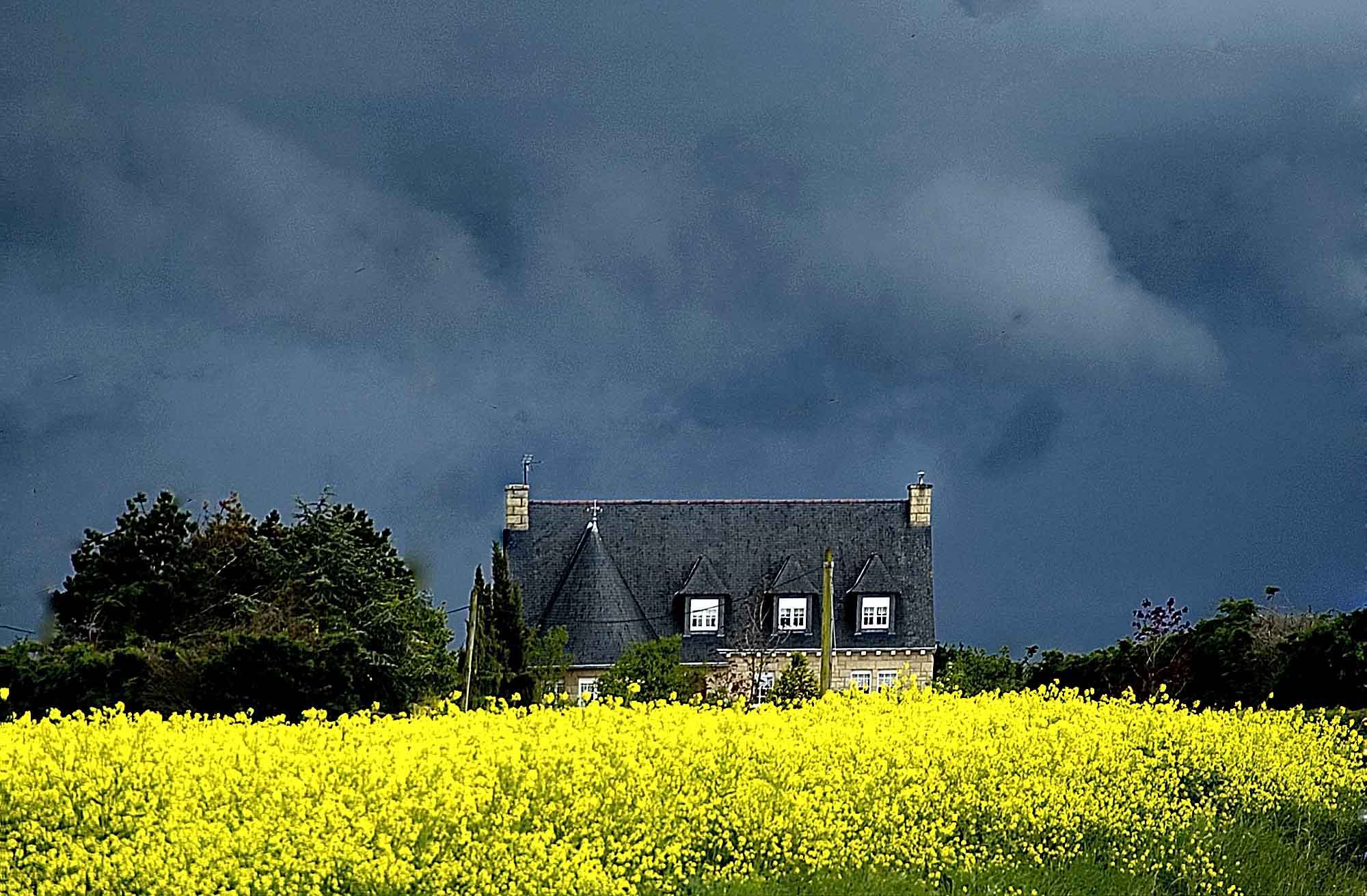 Wallpapers Trips : Europ France > Bretagne Temporale in Bretagna