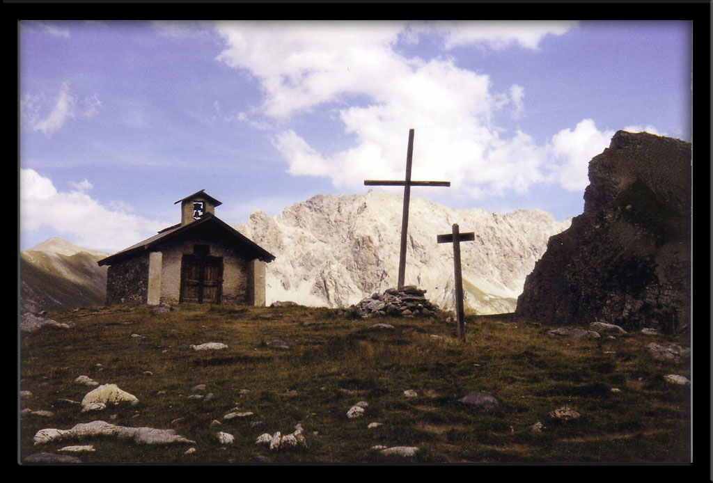 Fonds d'cran Constructions et architecture Edifices Religieux Chapelle en haute montagne- Alpes